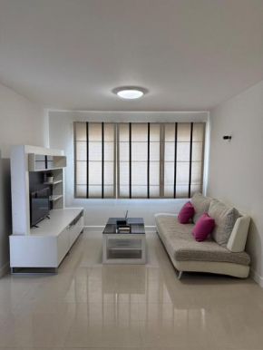 1 BR - Near ThongLor BTS Pool and Gym